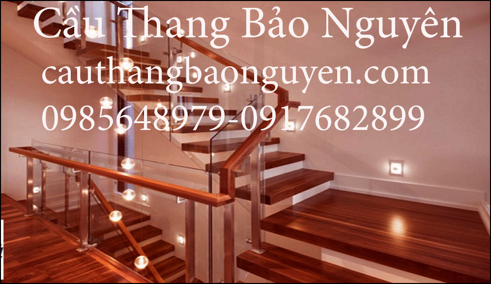 cầu thang kính hiện đại kết hợp bậc gỗ nam phi đẹp M5