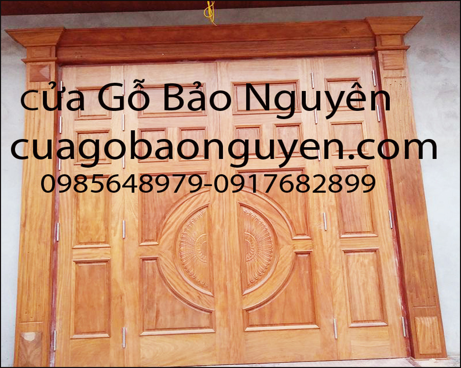 cửa gỗ 4 cánh mặt tiền nẹp đắp gỗ lim đẹp M7