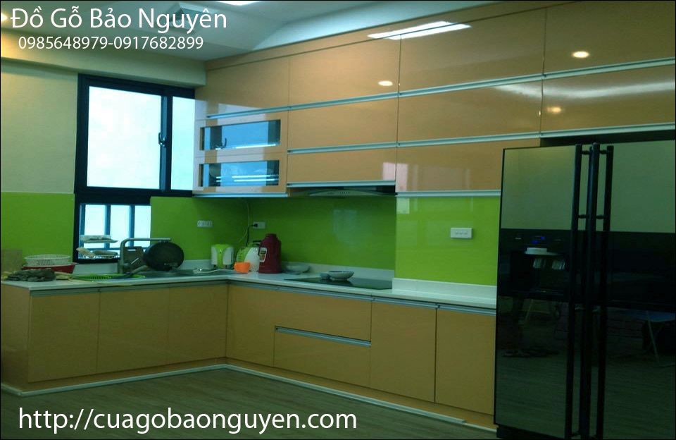 mẫu tủ bếp acrynic đẹp giá bán tại nơi sản xuất M12